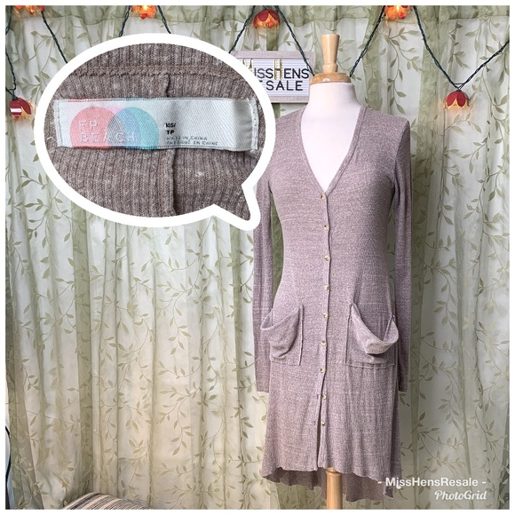 Free People Jackets & Blazers - FREE PEOPLE BEACH TAN THIN LIGHT LONG CARDIGAN